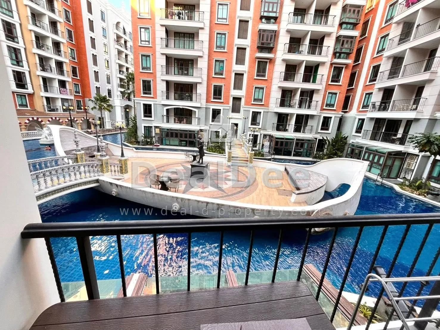 Urgent rent! Espana Resort Pattaya condo, pool view directly facing the highlight ship
