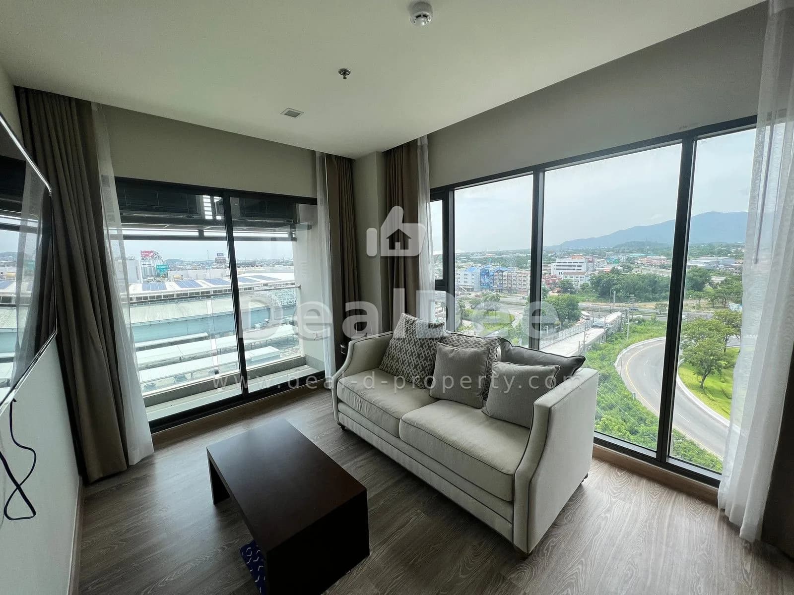 Condo for rent / sale in Chonburi area