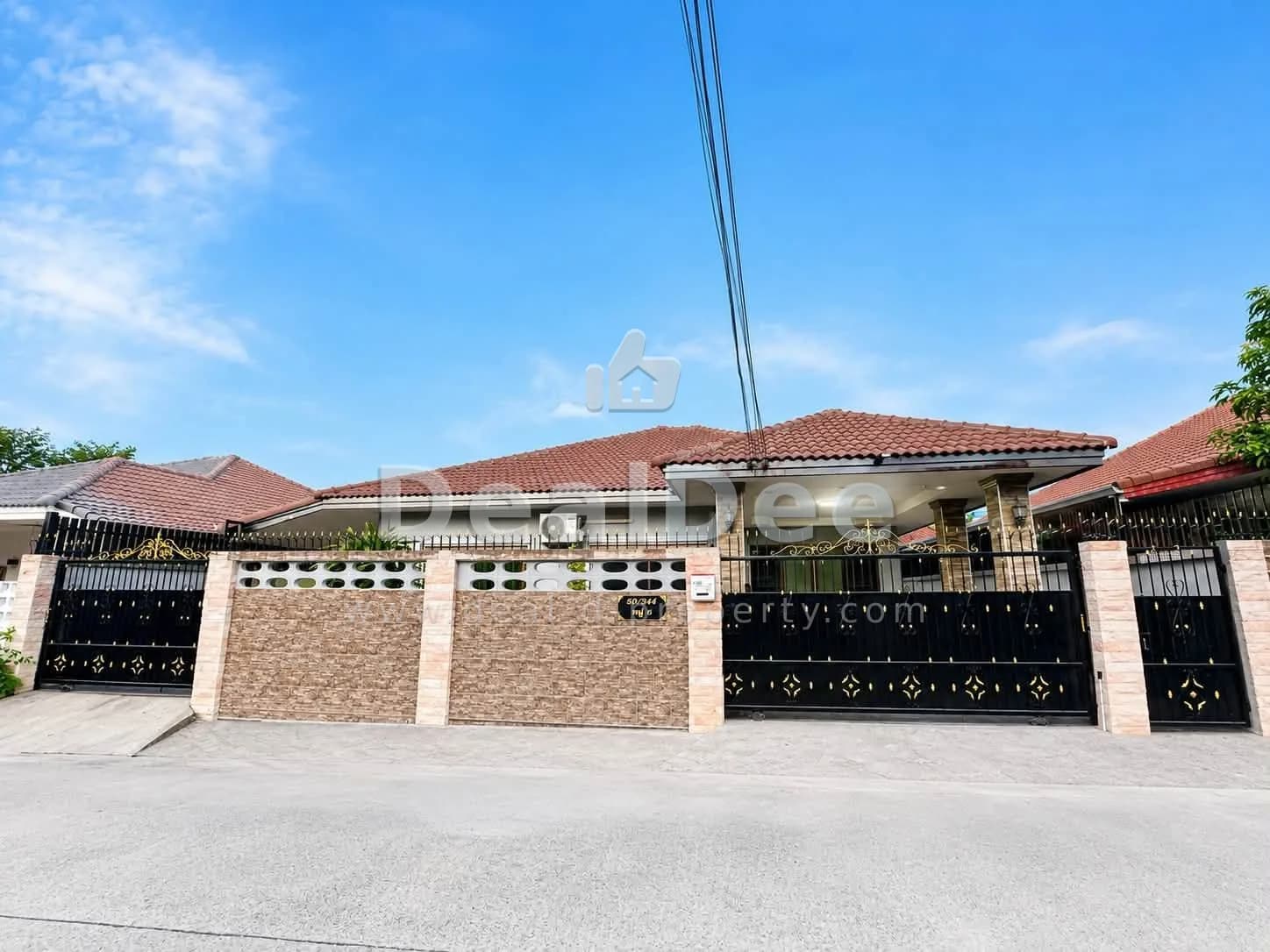 Detached house, furnished, well-proportioned rooms, airy and spacious