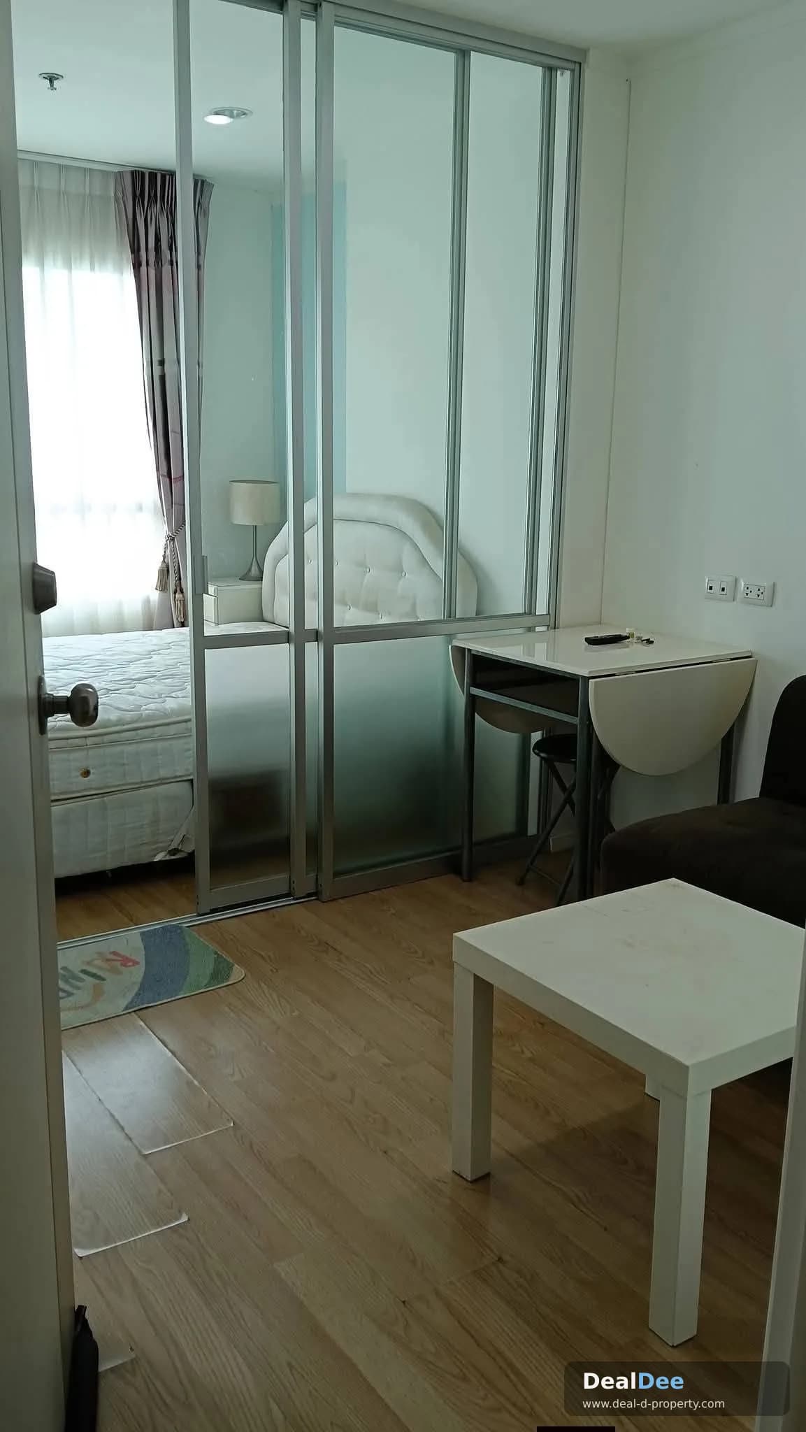 Very cheap for rent Lumpini Ville